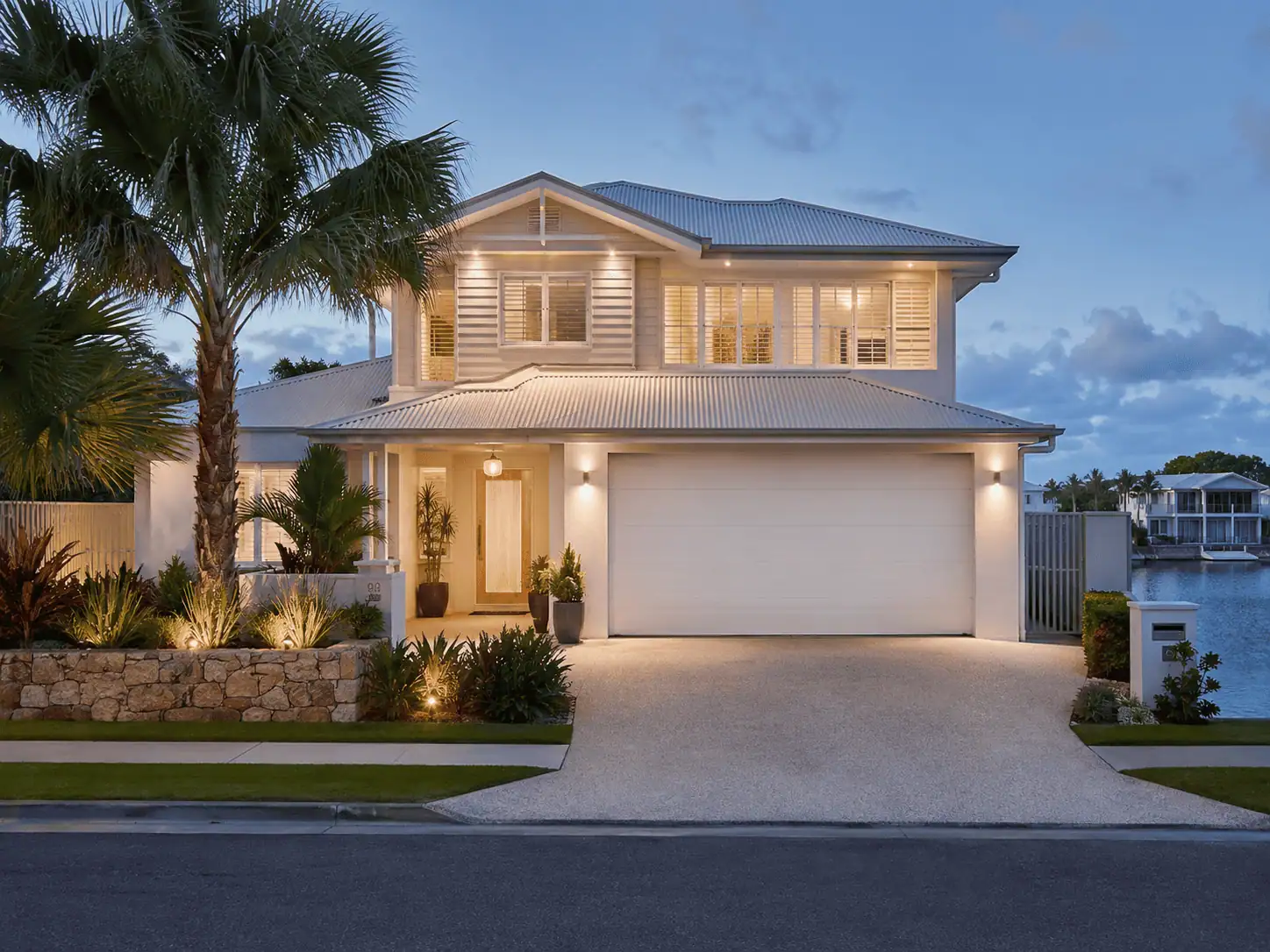 Gold Coast waterfront holiday rental house